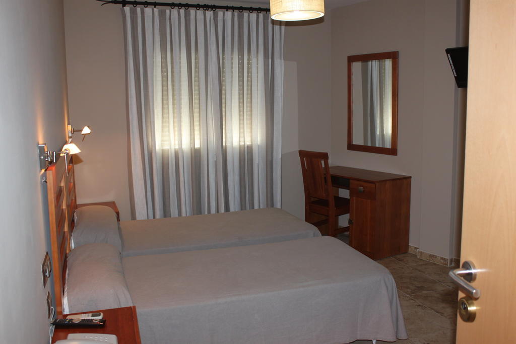 Hotel Peña Escrita Fuencaliente  Habitación foto